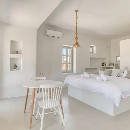 Apartment Lil Paros Aprt.3 *
